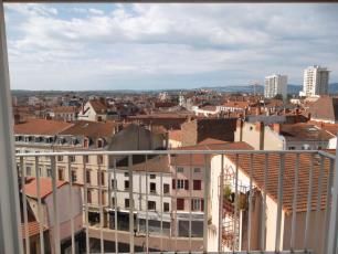 Location Appartement 3 pièces 76m² ROANNE 42300 - Photo 2
