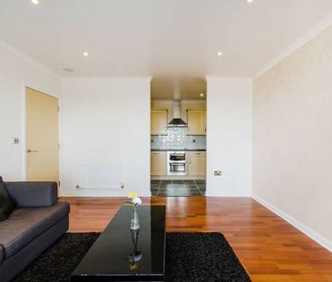 2 Bed Flat, Stanley Road, HA2 - Photo 6