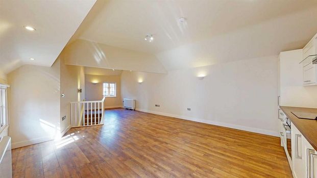 2 bedroom townhouse to rent - Photo 1