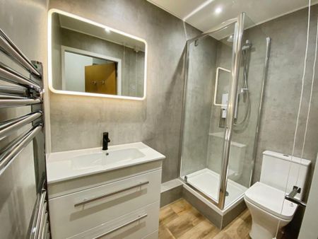 1 bedroom flat to rent - Photo 5