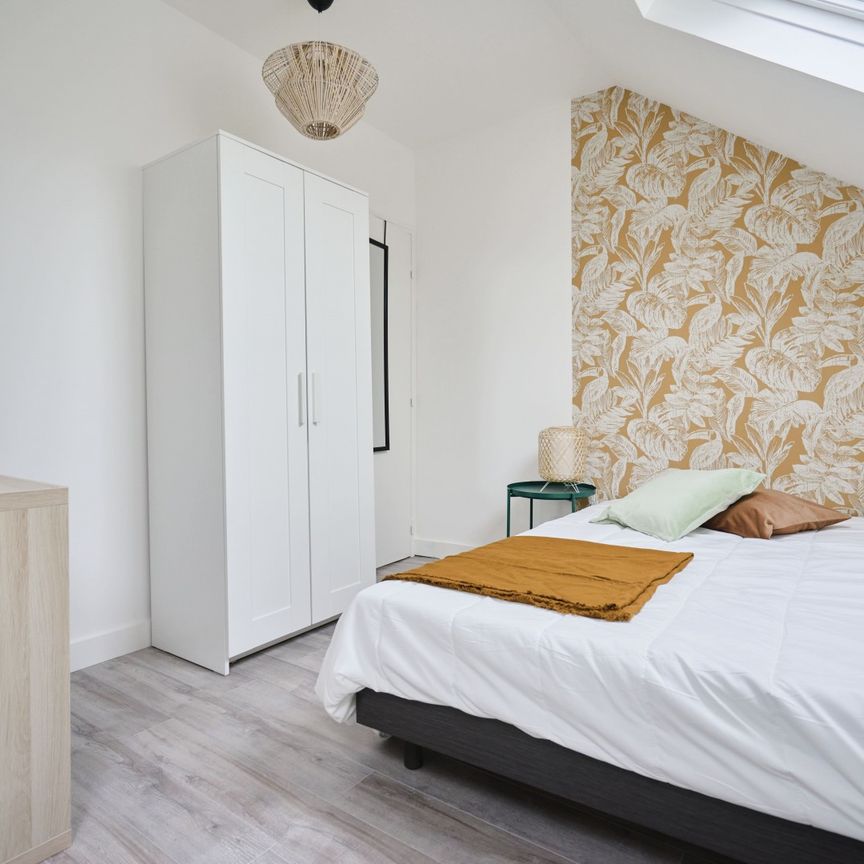 TURENNE Roommate 5 Bedrooms at Amiens - Photo 1