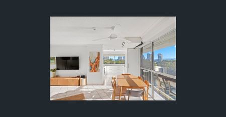 Beachside Living with Modern Comfort - Photo 5