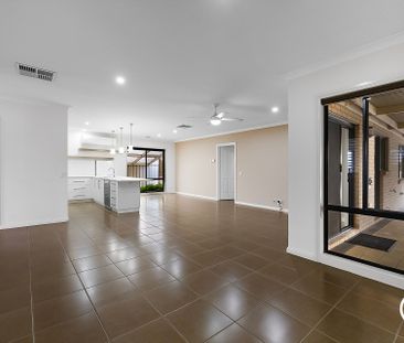 Spacious, Smart & Stylish Living in Sought-After Highlands Estate - Photo 3