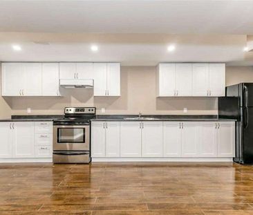 For Lease - 8 Charlemagne Avenue Unit# Lower, Barrie, Ontario - Photo 4