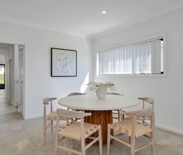 New Build - 4 Bedrooms - 2.5 Bathrooms - Garage - Ducted Air-Con - Photo 2