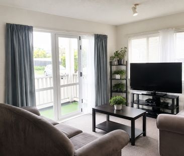 Property Management72 Kitchener Road, Milford - Apartment for Rent - Photo 1