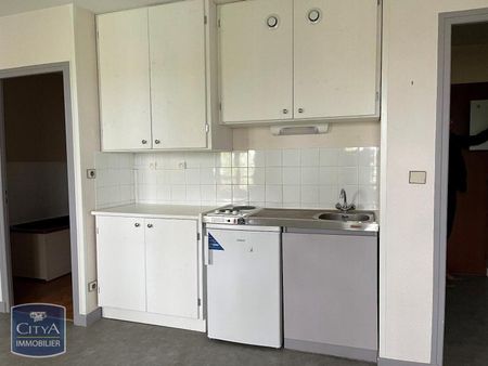 Location Appartement 1 pièce 33m² BOURGES 18000 - Photo 3