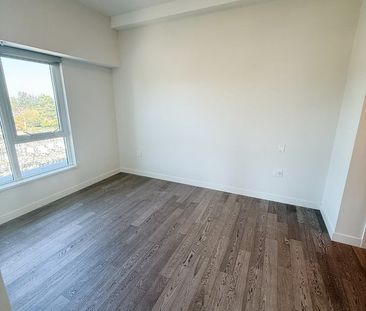 1526 Finlay Street condo — White Rock, BC (2-Bedroom) - 2 Bedroom - Photo 4