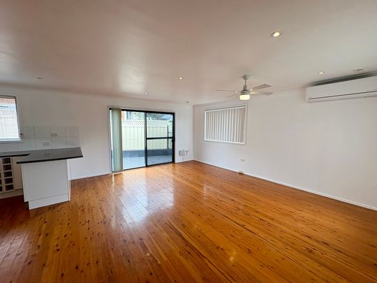 Comfortable Living in Kanahooka - Photo 1