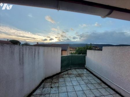 Appartement T3 avec terrasse et garage - Photo 2