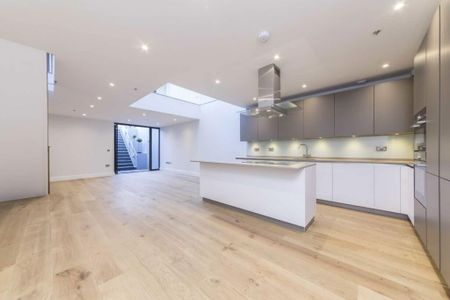 3 bedroom end of terrace house to rent - Photo 3