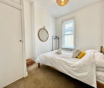 St Michaels Road, Bournemouth - Photo 2