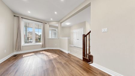 For Lease - 53 Jewel House Lane, Barrie, Ontario - Photo 3