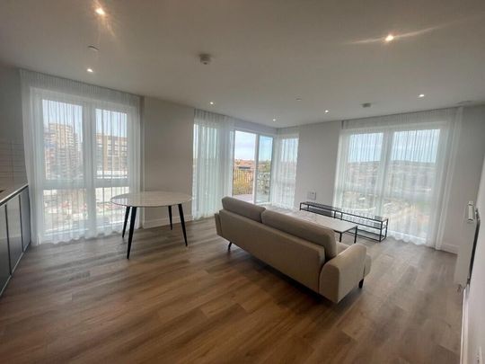 3 bedroom flat to rent - Photo 1