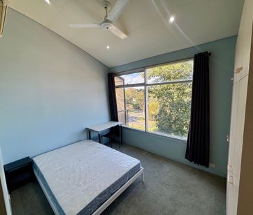 Windsor Gardens - Photo 6