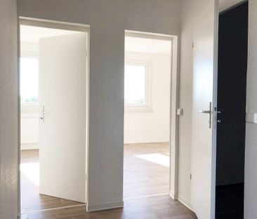 Only six steps to the new apartment! For rent from 01.03.2026! - Photo 1