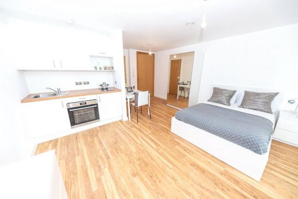 1 bedroom property to rent - Photo 1