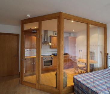 Studio to rent - Photo 3