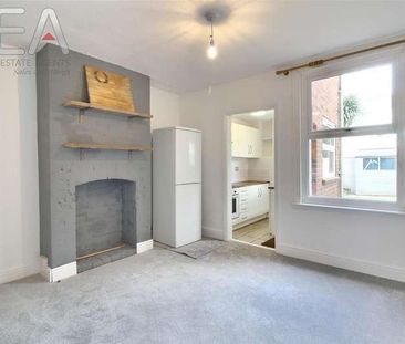 Swansea Road, Reading, Berkshire, RG1 - Photo 2