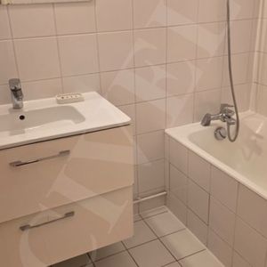 Appartement à louer à Paris 8Ème - Photo 2