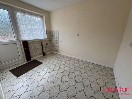 Japonica Drive, Leegomery Telford, Shropshire, TF1 6XD - Photo 5