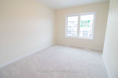 For Lease - 22 Keelson Street, Welland, Ontario - Photo 3