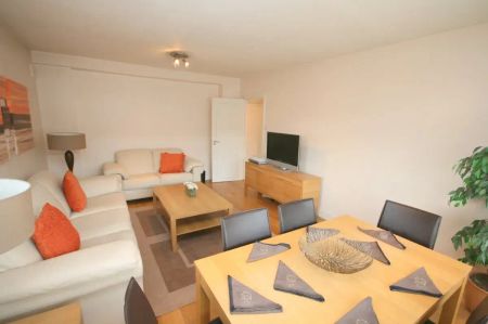 Byron Court, Fairfax Road, NW6 - Photo 2