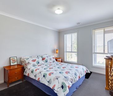 Spacious and Bright 3-Bedroom Home in Epping - Photo 1