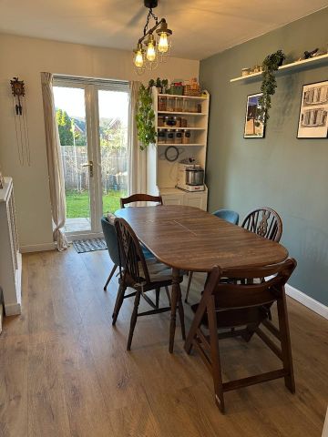 3 Bed Semi-Detached House, Telary Close, L5 - Photo 3