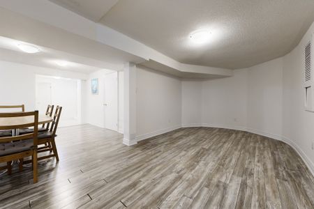 For Lease - 136 Cooperage Crescent, Richmond Hill, Ontario - Photo 5