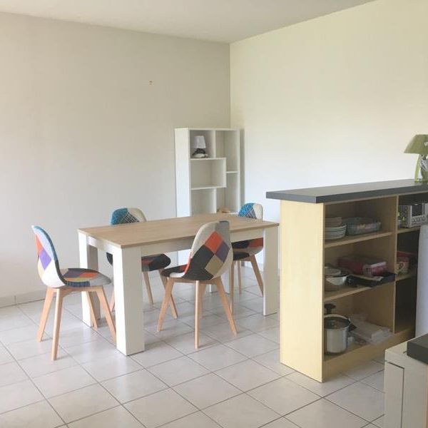 APPARTEMENT T3 MEUBLE AVEC PARKING - Photo 1