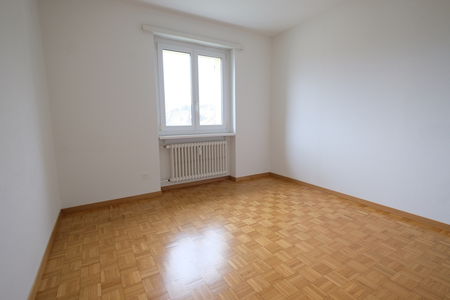 Günstige 4-Zimmerwohnung mit Weitblick - Photo 2