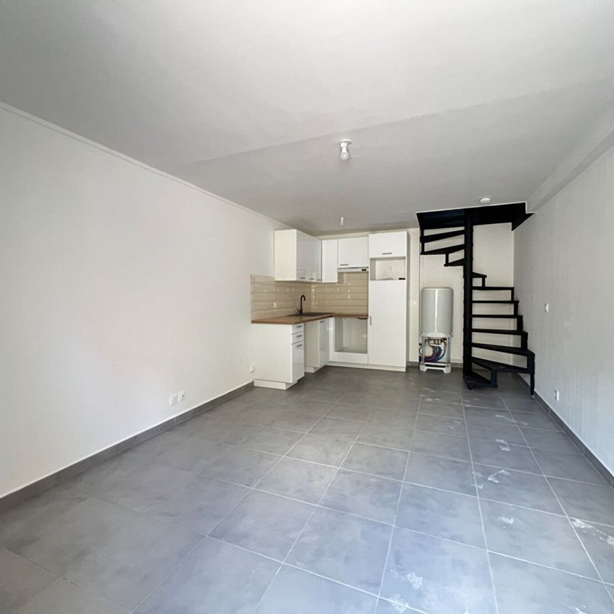 Maison à louer Meaux 3 pièce(s) 54.02 m2 TRIPLEX - Photo 1
