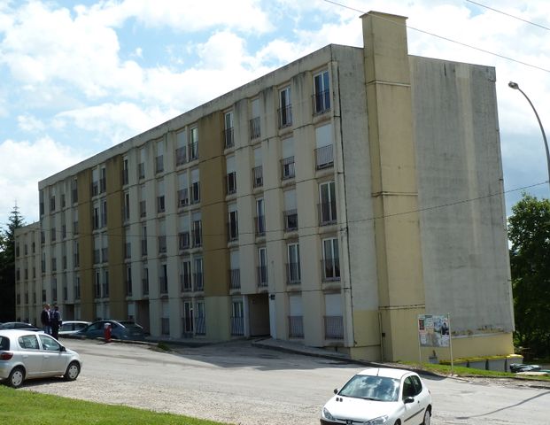 Location - Appartement T3 - 54 m² - Villers-le-Lac - Photo 1