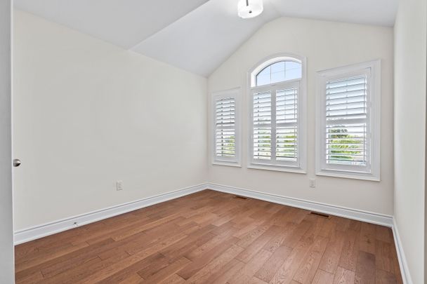 For Lease - 943 Line 9 Road, Niagara-on-the-Lake, Ontario - Photo 1