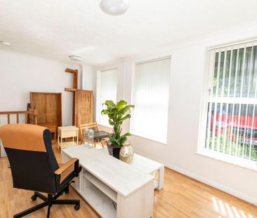 2 bedroom maisonette to rent - Photo 1