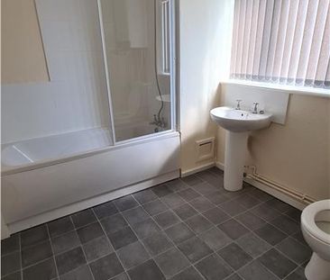 3 bedroom apartment to rent - Photo 5