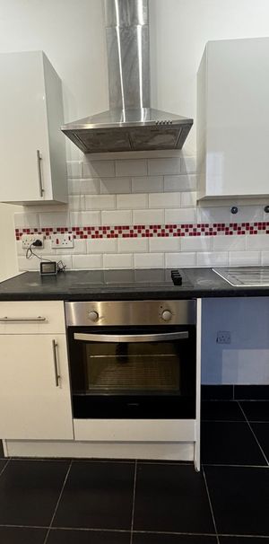 1 Bed Flat, Shirley Road, SO15 - Photo 1