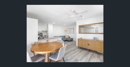 $780 per week - Photo 2