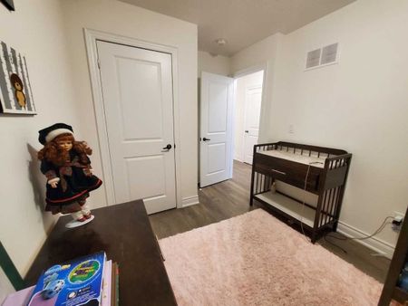 For Lease - 35 Faye Street, Brampton, Ontario - Photo 4