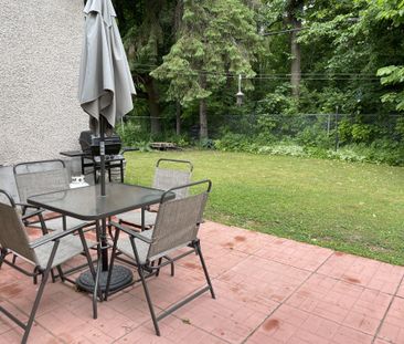 For Lease - 1210 Adirondack Drive, Parkway Park - Queensway Terrace... - Photo 5