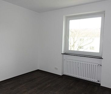 Umzug gefällig? Geräumige 3-Zimmer-Wohnung - Photo 4