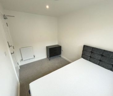 Southgate - Photo 5
