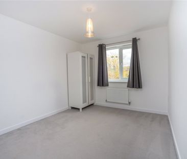 Fairford Road, - Photo 6