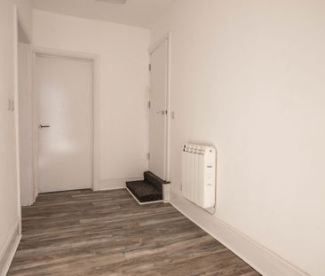 1 Bedroom - Photo 6
