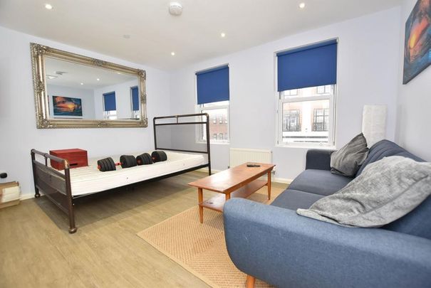 2 bedroom flat to rent - Photo 1