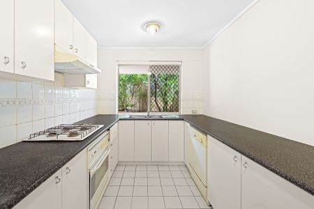 A Spacious Ground-Floor Sanctuary in the Vibrant Heart of Burwood - Photo 2