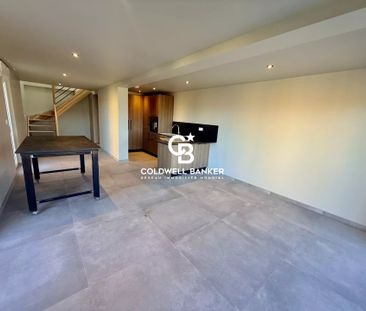 Location Appartement 3 pièces 77m² LUCINGES 74380 - Photo 1