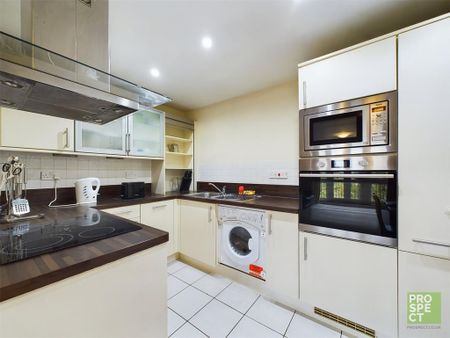 2 bedroom apartment to rent - Photo 5