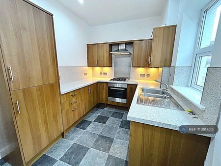 2 bedroom terraced house to rent - Photo 5